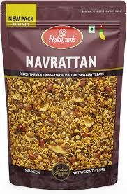 Haldiram's Navrattan Namkeen, 420 g
